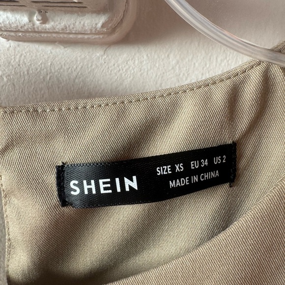 SHEIN Cream Tan Sleeveless Sundress Maxi - Picture 4 of 7